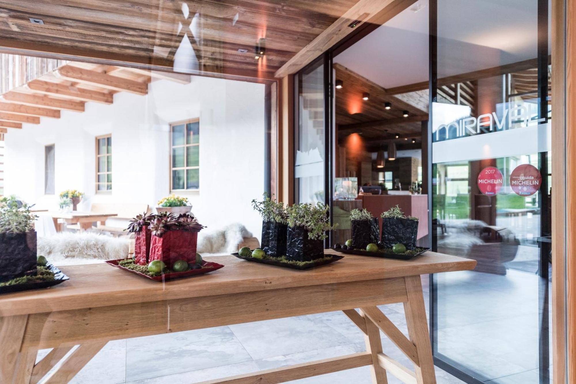 Miraval Naturhotel Badia Kültér fotó