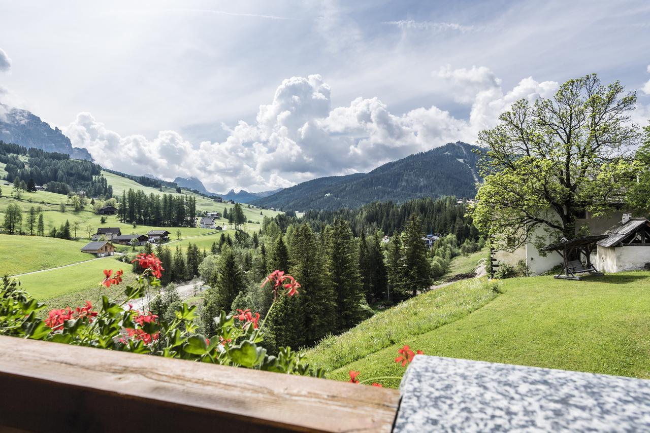 Miraval Naturhotel Badia Kültér fotó